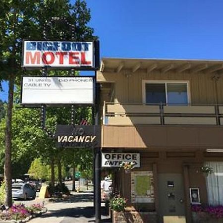 Bigfoot Motel Willow Creek Екстер'єр фото