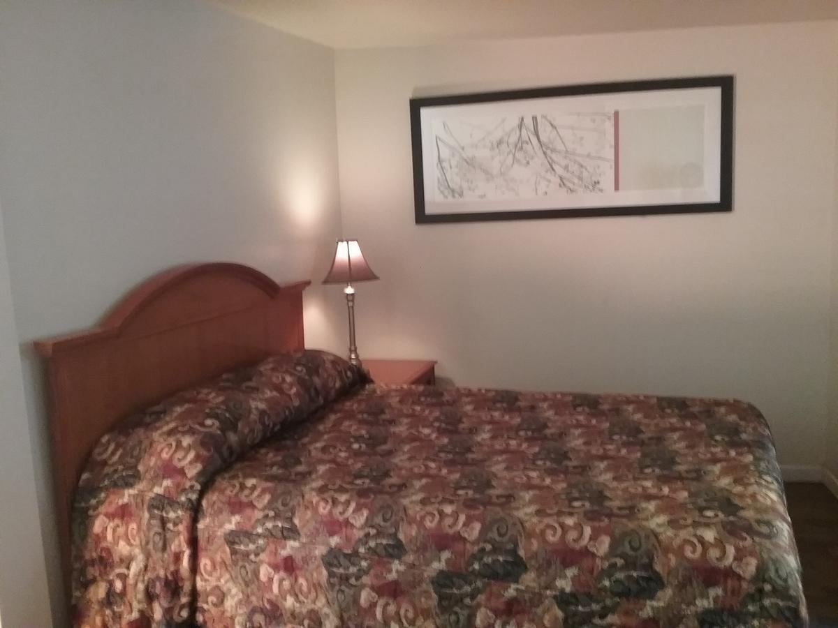 Bigfoot Motel Willow Creek Екстер'єр фото